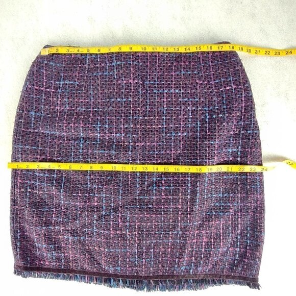 Bandolino Tweed, Plum, Blue, Lined, Back Zip, Fringed Hem, Pencil Skirt Size 16W - Picture 7 of 10